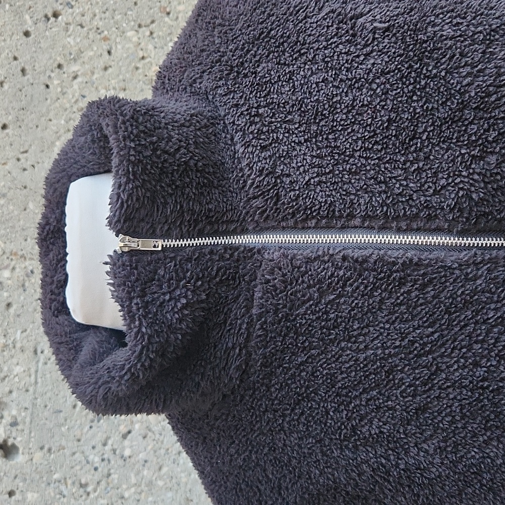 Black Fleece Jacket - Picture 2 of 11